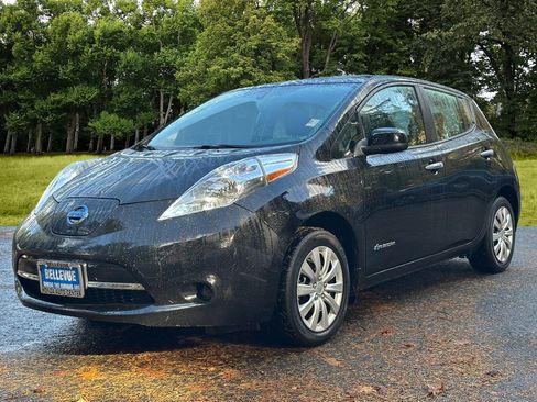 Used 2016 Nissan Leaf S w/ Charger Package image 6