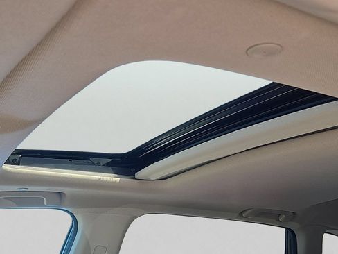 Used 2025 Honda CR-V EX image 14