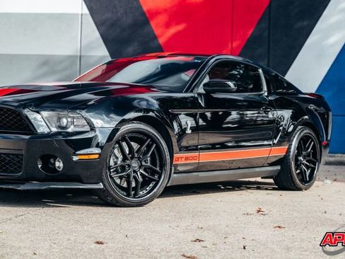 Used 2011 Ford Mustang Shelby GT500 w/ SVT Performance Pkg image 36