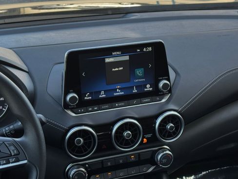 Used 2025 Nissan Sentra SV FWD image 17