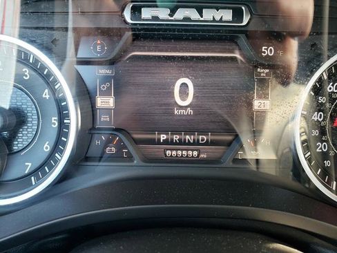 Used 2022 RAM 1500 Laramie image 31