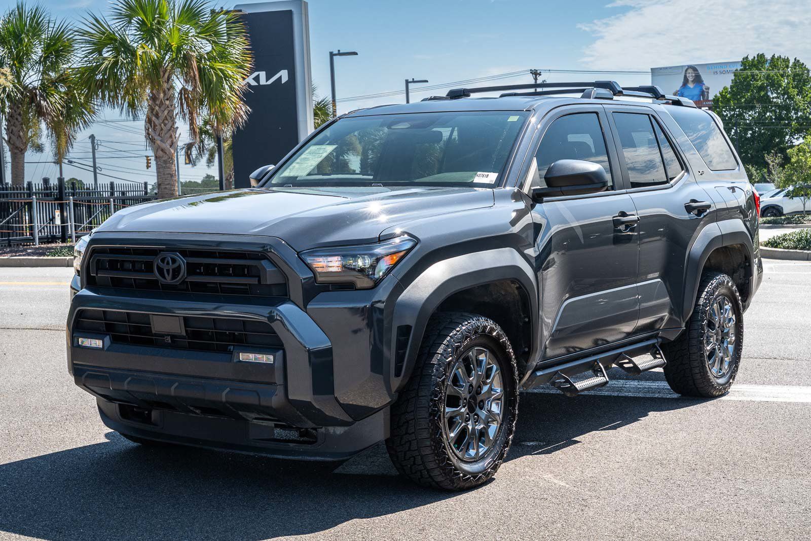 Used 2025 Toyota 4Runner SR5 AWD/4WD image 3