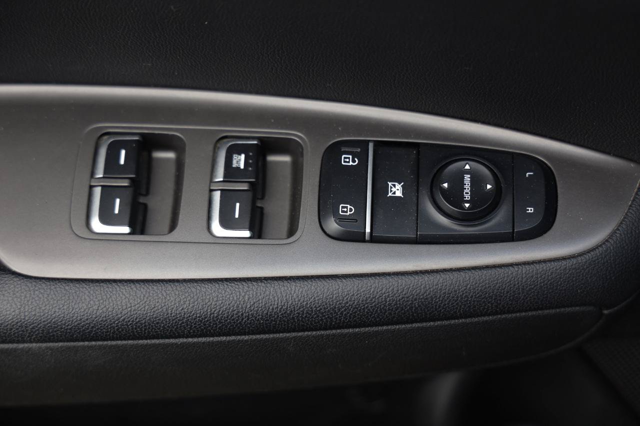 Used 2020 Kia Optima LX FWD image 40