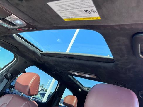 Certified 2023 Kia Telluride SX Prestige AWD/4WD image 19
