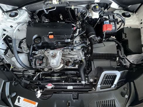 Used 2023 Honda HR-V EX-L image 12
