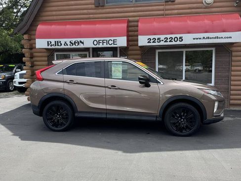 Used 2019 Mitsubishi Eclipse Cross LE AWD/4WD image 2