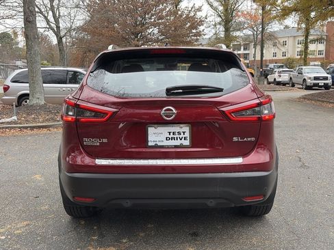 Certified 2022 Nissan Rogue Sport SL w/ Premium Package image 4