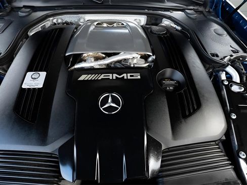 Used 2022 Mercedes-Benz SL 55 AMG 4MATIC image 34