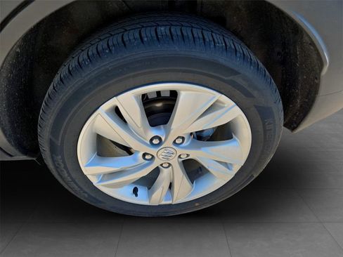 Used 2025 Buick Encore GX Preferred AWD/4WD image 32