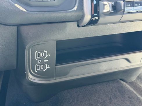 New 2026 RAM 3500 Big Horn AWD/4WD image 24