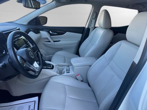 Used 2022 Nissan Rogue Sport SL w/ Premium Package AWD/4WD image 11
