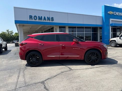 Used 2020 Chevrolet Blazer Premier FWD image 2