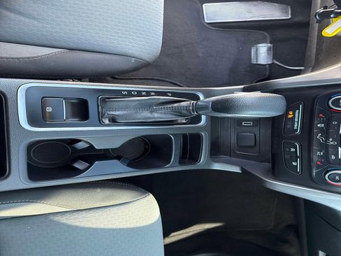 Used 2018 Ford Escape SE image 26