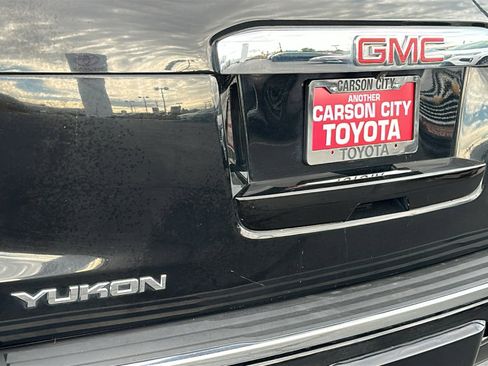 Used 2017 GMC Yukon Denali image 28