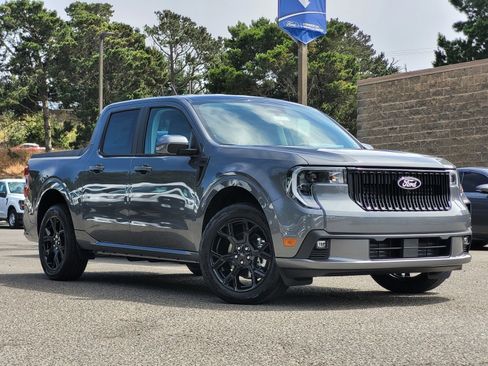 New 2025 Ford Maverick Lobo image 2