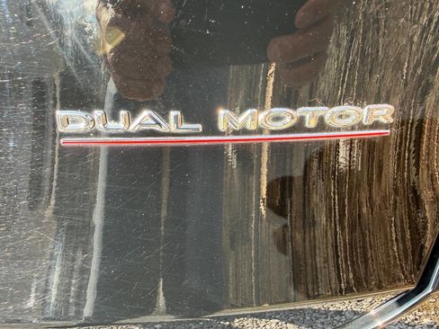 Used 2022 Tesla Model Y Performance image 24