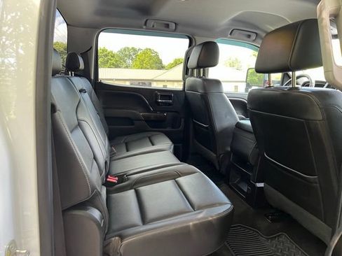 Used 2018 GMC Sierra 2500 SLT w/ Duramax Plus Package AWD/4WD image 18