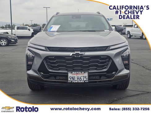 Used 2025 Chevrolet Trax ACTIV image 2