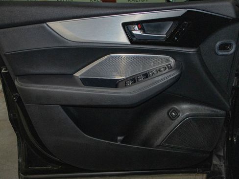 Used 2024 Acura MDX FWD image 10