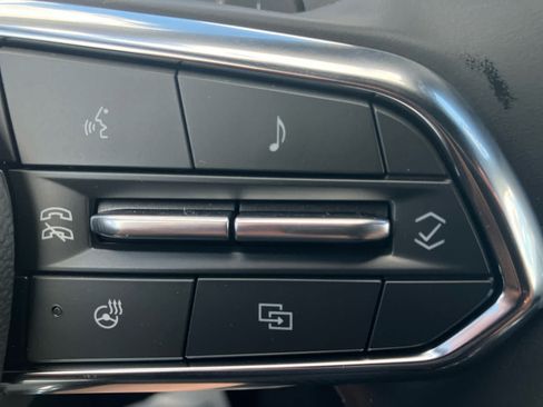 New 2026 Chevrolet Equinox LT w/ Safety and Technology Package AWD/4WD image 19