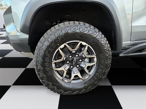 New 2026 Chevrolet Colorado ZR2 w/ Technology Package image 14