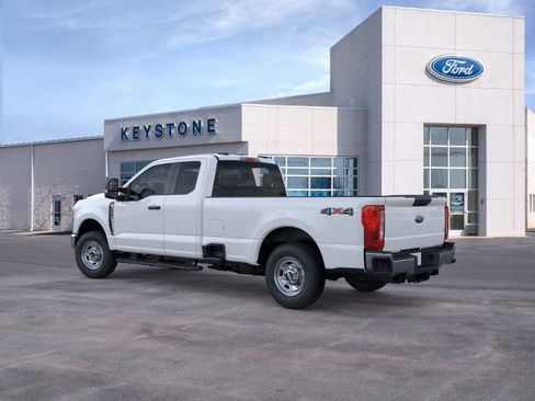 New 2026 Ford F250 XL w/ XL Chrome Package image 4