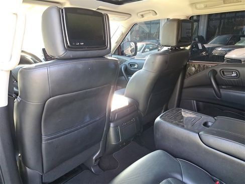 Used 2022 Nissan Armada Platinum w/ Captain's Chairs Package image 10