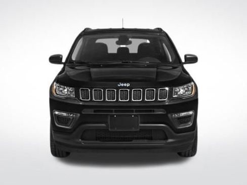 Used 2020 Jeep Compass Latitude image 4