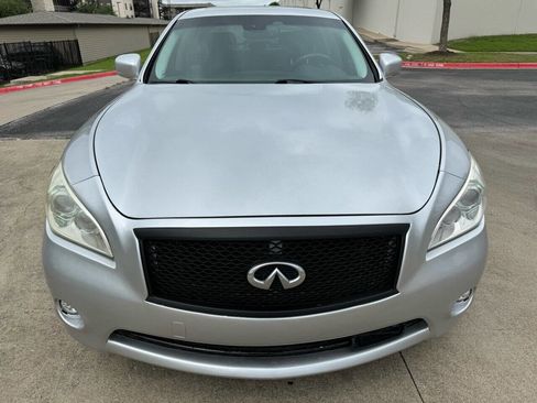 Used 2011 INFINITI M37 w/ Premium Pkg image 2