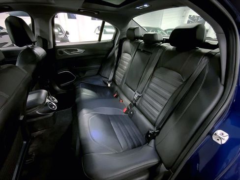 Used 2019 Alfa Romeo Giulia Ti Sport w/ Quick Order Package 22U Sport image 19