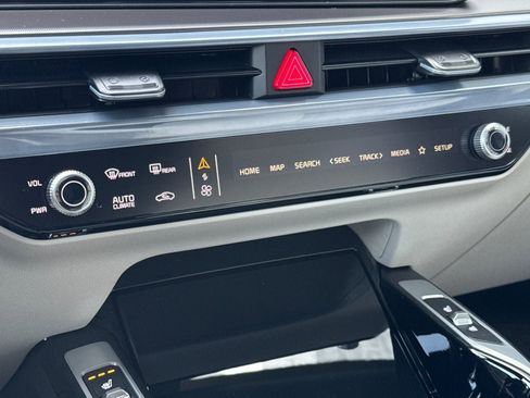 New 2026 Kia Sorento SX Prestige image 22