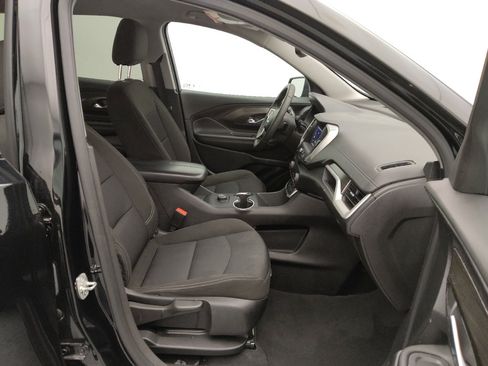 Used 2024 GMC Terrain SLE FWD image 21