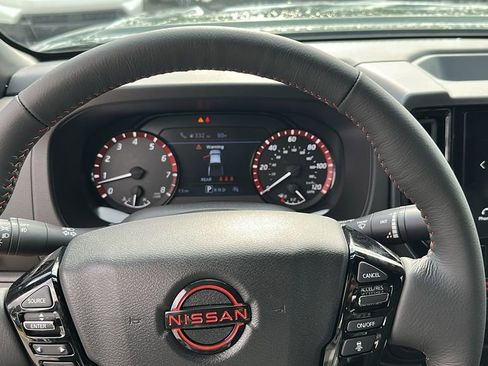 New 2026 Nissan Frontier Pro-X w/ Pro-X Convenience Package RWD image 18