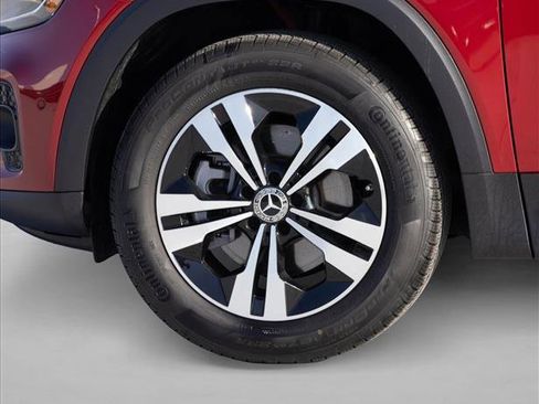 Certified 2026 Mercedes-Benz GLB 250 4MATIC image 9