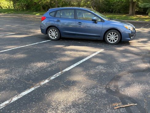 Used 2013 Subaru Impreza 2.0i Premium w/ All-Weather Pkg AWD/4WD image 14