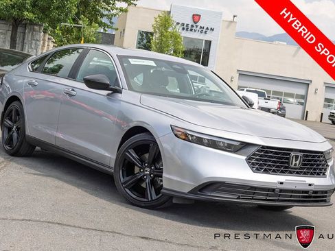 Used 2025 Honda Accord Sport image 1