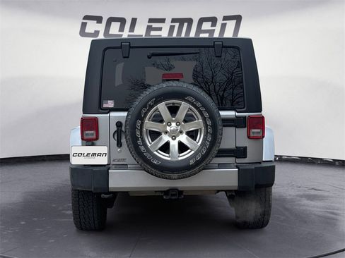 Used 2018 Jeep Wrangler Unlimited Sahara w/ Trailer Tow Group image 4