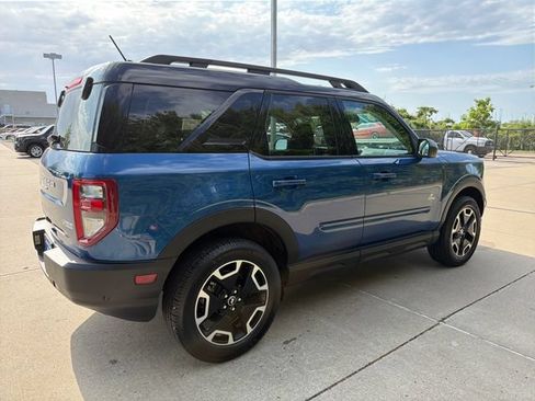 Used 2023 Ford Bronco Sport Outer Banks w/ Tech Package AWD/4WD image 9