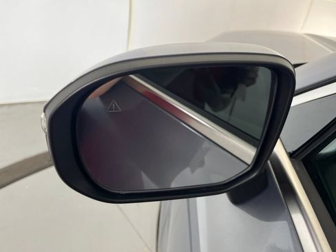 Used 2025 Kia Telluride S FWD image 39