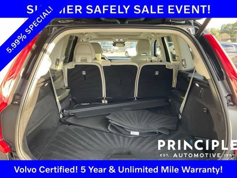 Certified 2024 Volvo XC90 B6 Plus AWD/4WD image 28