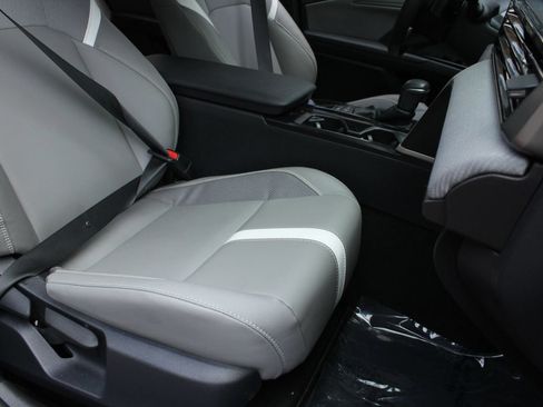 Used 2026 Toyota Camry SE w/ Multimedia Upgrade Package FWD image 29