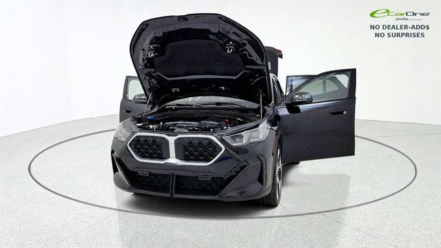 Used 2026 BMW X2 xDrive28i AWD/4WD image 13
