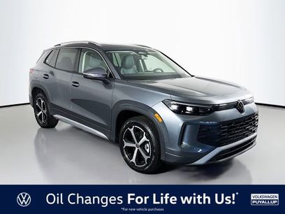 New 2025 Volkswagen Tiguan SE