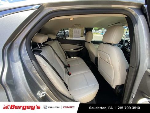 Certified 2023 Buick Encore GX Preferred w/ Cold Weather Comfort Package FWD image 31