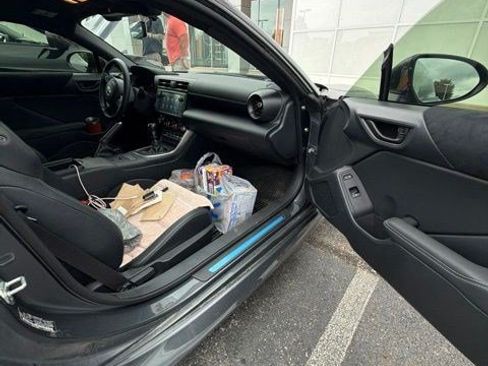 Used 2025 Toyota GR86 Premium RWD image 12