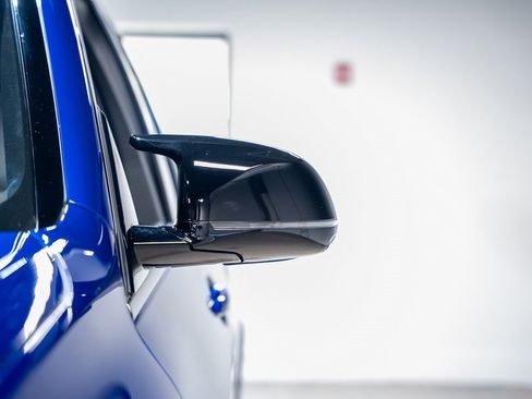 Used 2025 BMW X5 M60i w/ Climate Comfort Package image 10