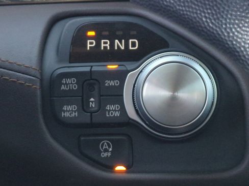 New 2025 RAM 1500 Limited image 31