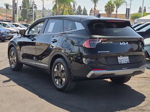 Used 2026 Kia Sportage LX FWD image 5