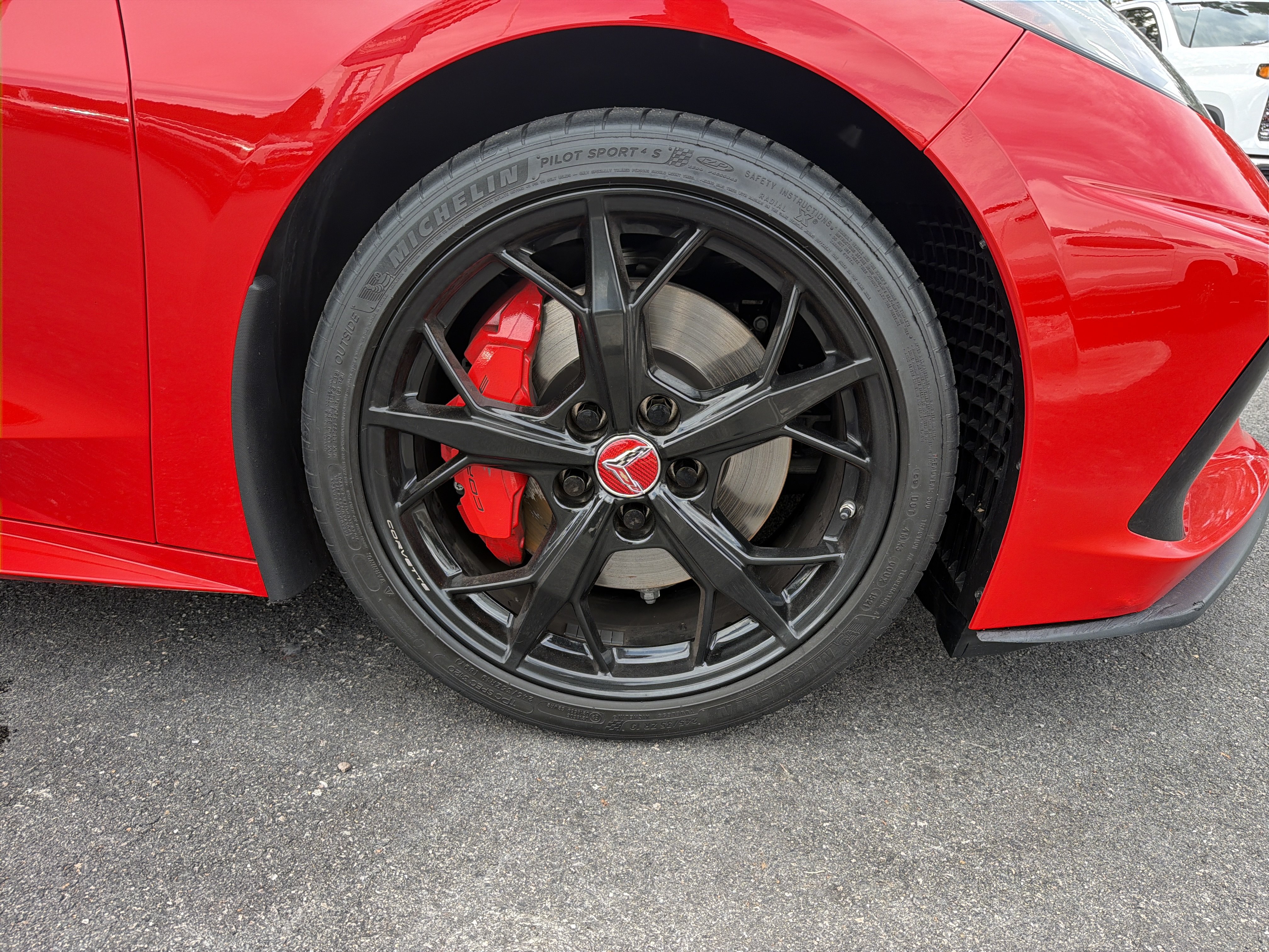 Used 2021 Chevrolet Corvette Stingray Preferred Cpe w/ Z51 Performance Package RWD image 13