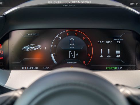 Used 2025 McLaren 750S RWD image 28
